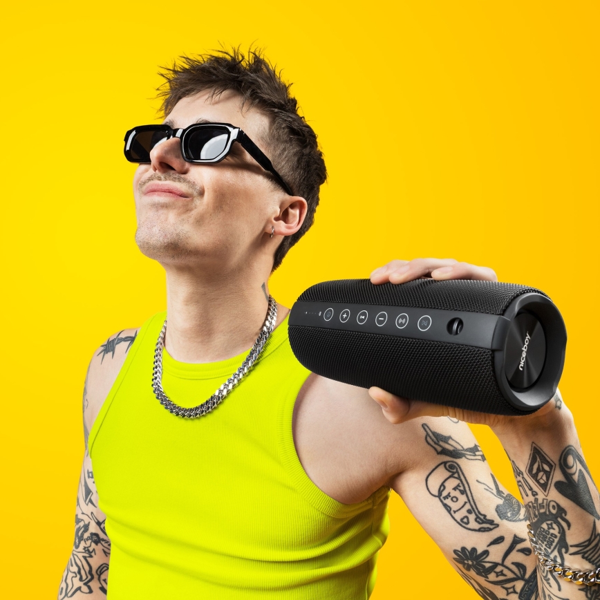 Niceboy Titan 4 - Trådløs LED højtaler med mikrofon og powerbank-funktion 50W/4000 mAh IPX7 sort