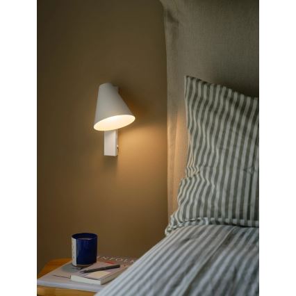 Nordlux - Væglampe med USB WILMER 1xE14/40W/230V hvid