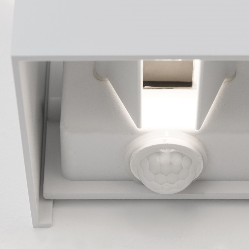 LED Udendørs væglampe m. bevægelses- og skumringssensor CUBE-S LED/13W/230V IP54 hvid