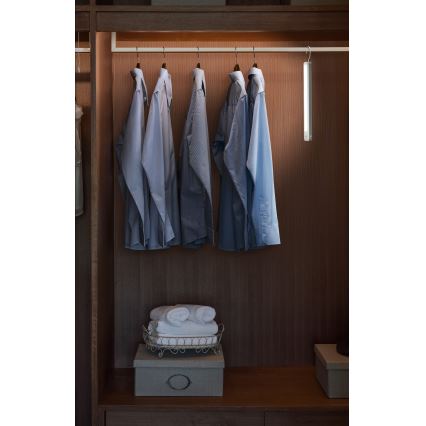 Osram - Ophængt orienteringslampe med bevægelsessensor MOBILE LED/2,35W/5V 1000 mAh hvid