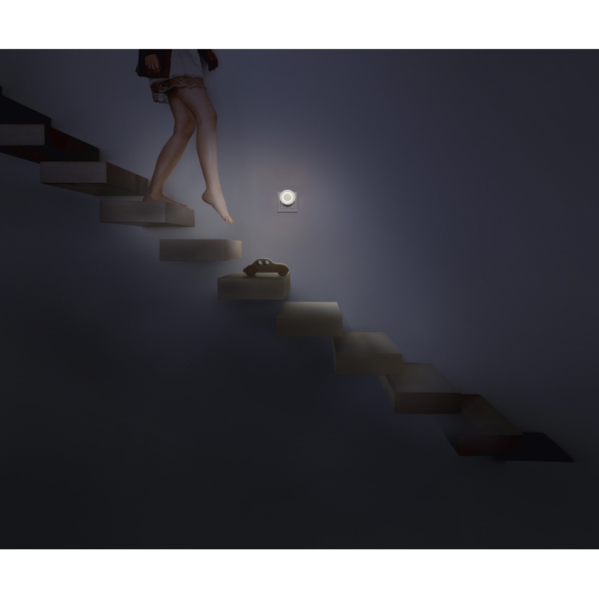 Osram - LED-natlampe med bevægelses- og skumringssensor LUNETTA LED/0,31W/230V hvid