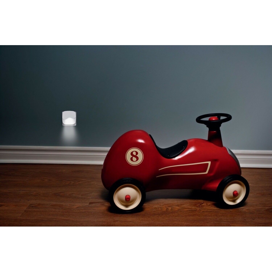 Osram - LED natlampe til stikkontakt med skumringssensor LUNETTA LED/0,5W/230V