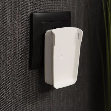 Osram - LED orienteringslampe til stikkontakt med sensor LUNETTA LED/2W/230V