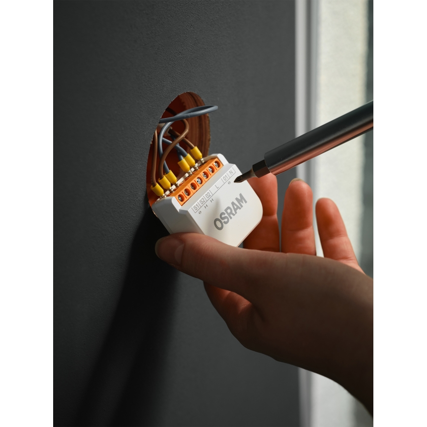 Osram - SMART+ 230V Wi‑Fi relæmodul til persienner, rullegardiner og gardiner