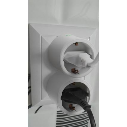 Osram - Smart stikdåse SMART+ MATTER SCHUKO 2300W/230V/10A Wi-Fi hvid