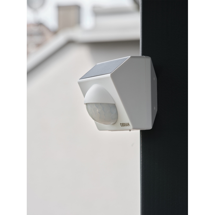 Osram - Udendørs solcelledrevet bevægelsessensor SMART+ 3,7 V hvid IP65 Wi-Fi 800 mAh