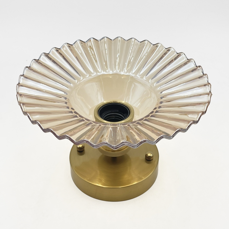 Overflademonteret loftlampe TRISH 1xE27/15W/230V guldfarvet/røget beige