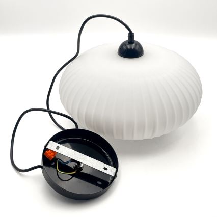 Pendel HARMA 1xE27/15W/230V diameter 30 cm hvid/sort