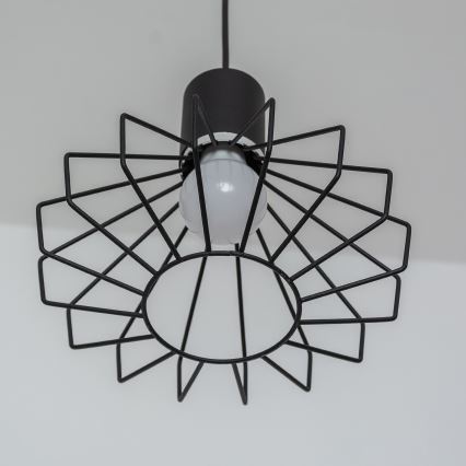 Pendel på ledning SOLANO 3xE27/15W/230V sort/poleret krom