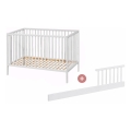 PETITE&MARS - Babyseng med sengegitter NELA BEECH 120x60 cm hvid/bøg