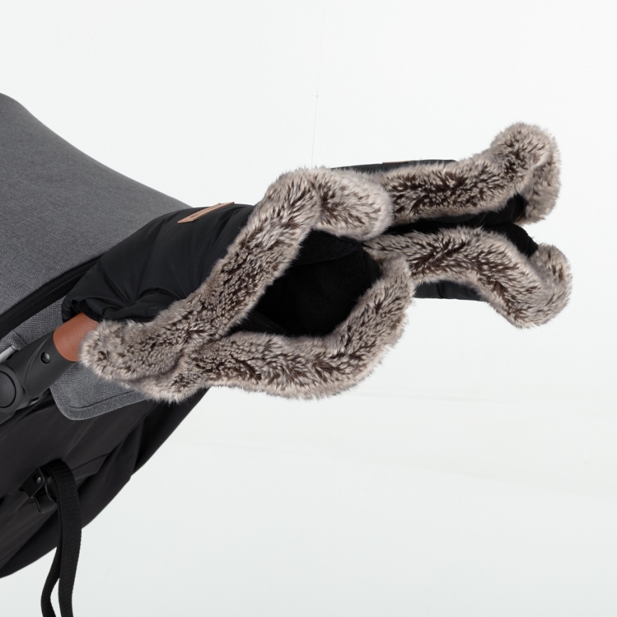 PETITE&MARS - Barnevognshandsker FURRY Forever Black