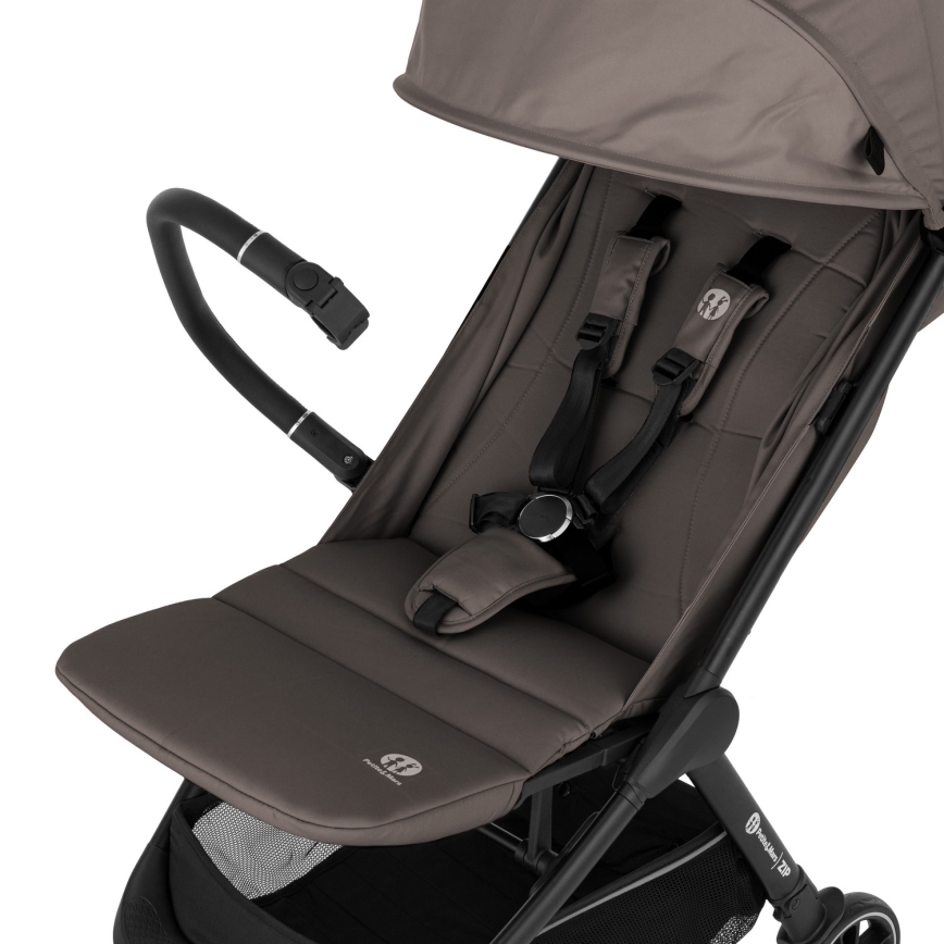 PETITE&MARS - Sportsklapvogn ZIP Creamy Cocoa