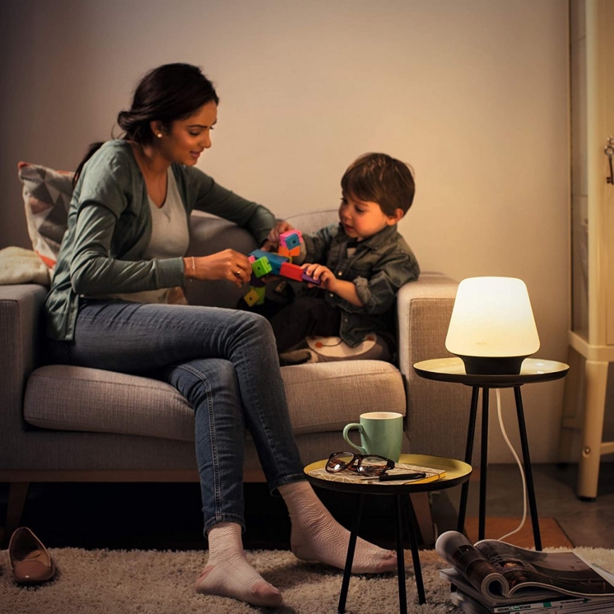 Philips - Hue WELLNESS dæmpbar LED-lampe 1xE27/8,5W/230V + fjernbetjening