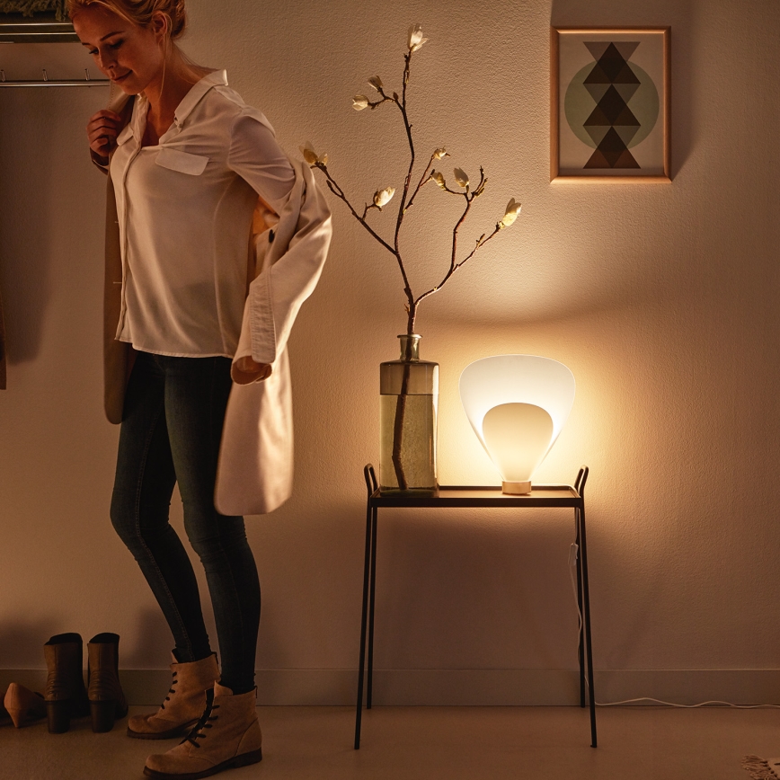 Philips 40879/31/PN - Bordlampe MYLIVING PINE E27/60W/230V