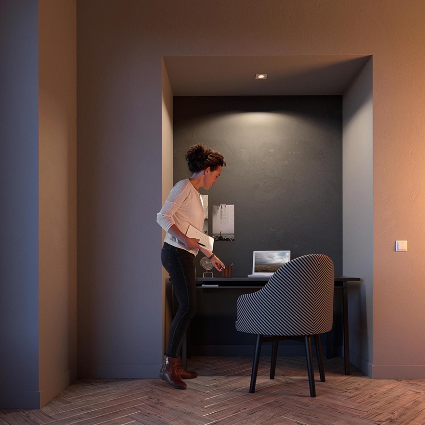 Philips - LED RGBW dæmpbar indbygningsspot DONEGAL 1xGU10/4,8W/230V + fjernbetjening