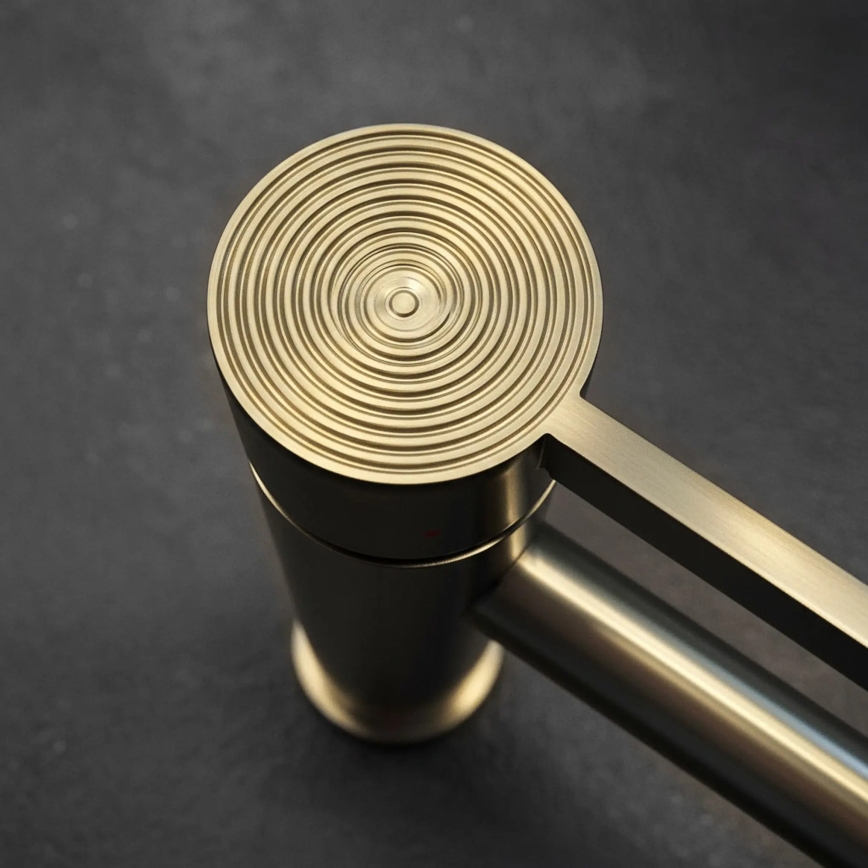 REA-B6444 - Håndvaskarmatur FOSTER 18,2 cm i guld