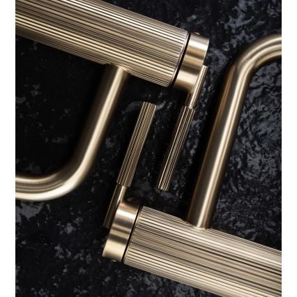 REA-B7802 - Håndvaskarmatur ARGON 29,5 cm børstet guld