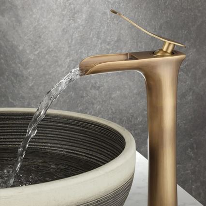REA-B8120 - Håndvaskarmatur LAGUNA 30 cm i børstet guld