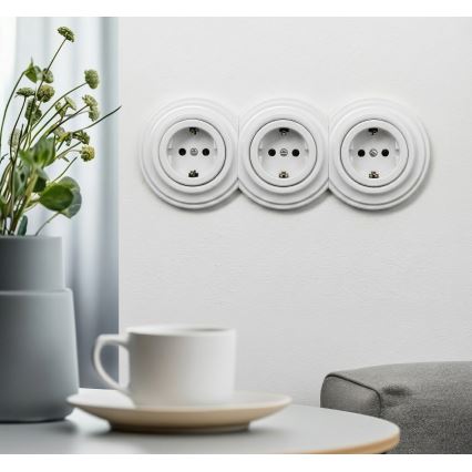 Reblig - Retro trippel stikkontakt til hjemmet med ramme SCHUKO 230V snehvid
