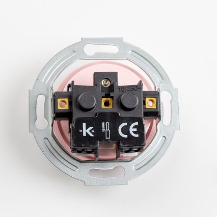 Reblig - Triple retro stikkontakt til husstanden med ramme 230V gammelrosa
