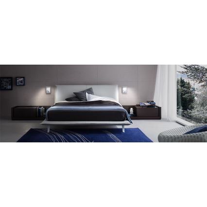 Redo 01-1499 - LED vægspot AGOS LED/6W/230V + LED/3,2W USB hvid