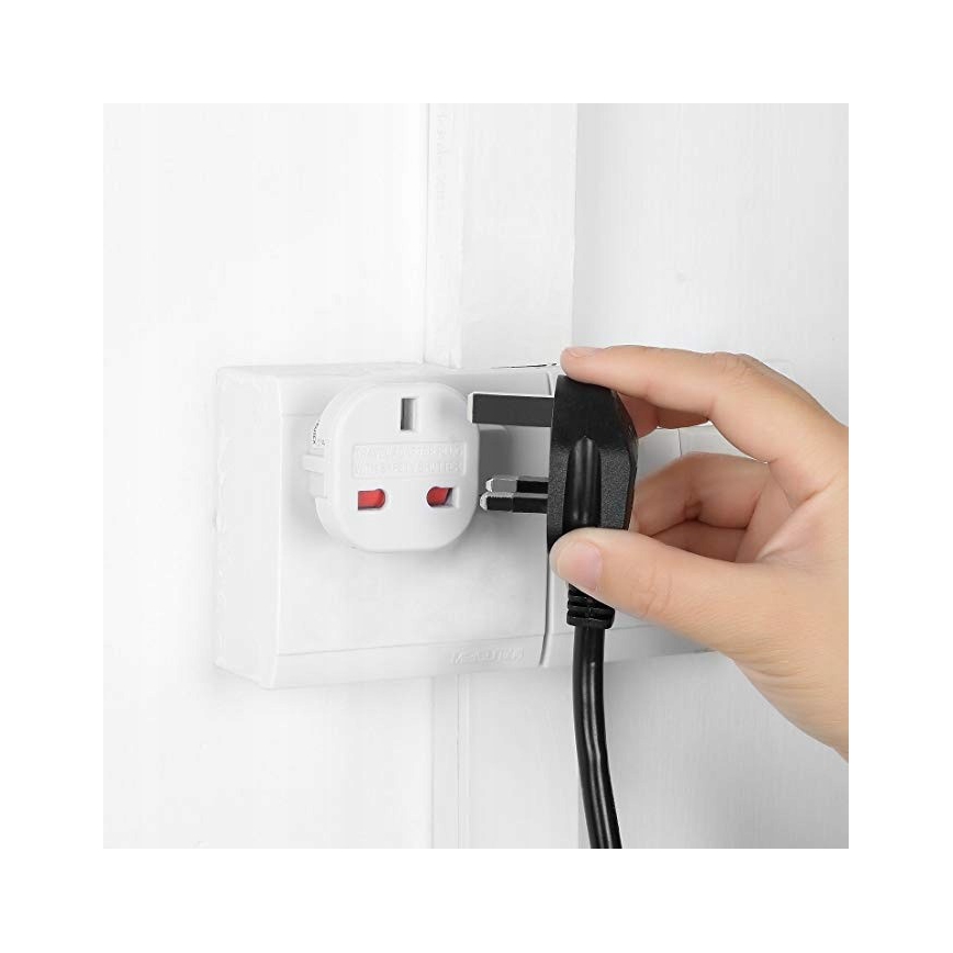 Rejseadapter UK/EU 230V hvid