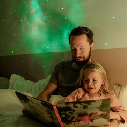 Retlux - LED børneprojektor 230V astronaut 23,3 cm + fjernbetjening