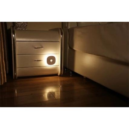 LED natlampe med sensor LED/0,45W/3xAAA 3000K hvid