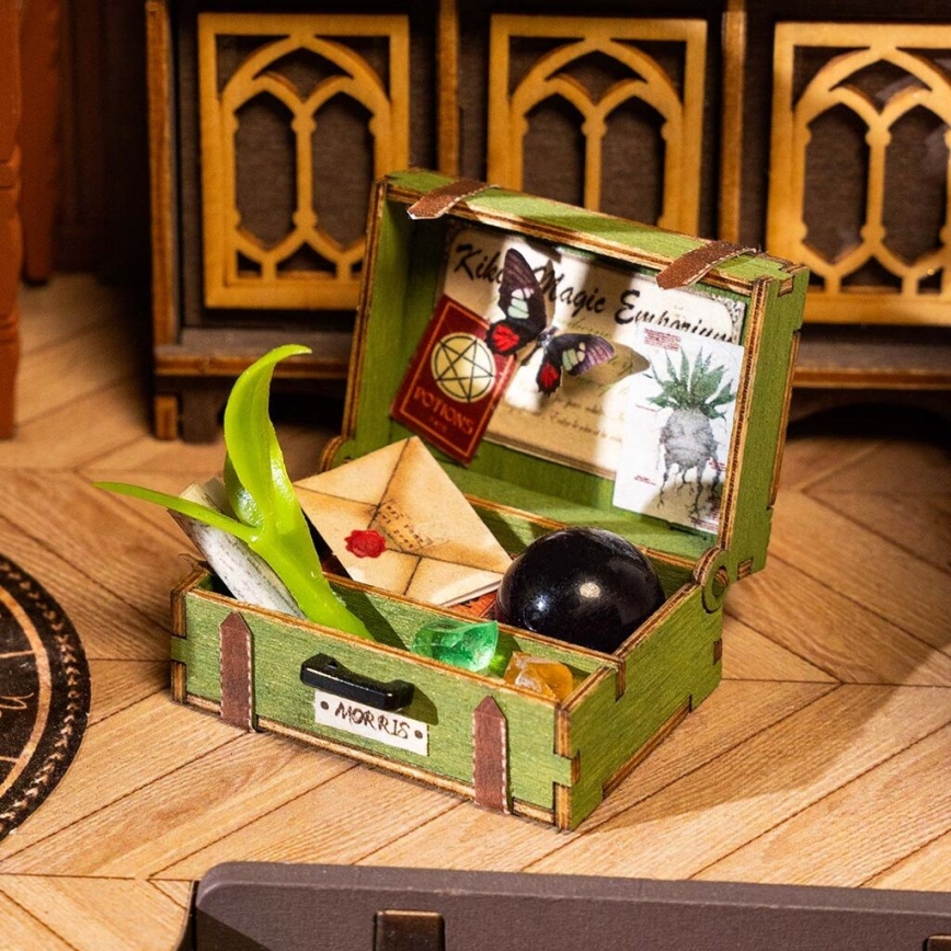 RoboTime - Miniaturehus Troldmands Kontor 2xAAA