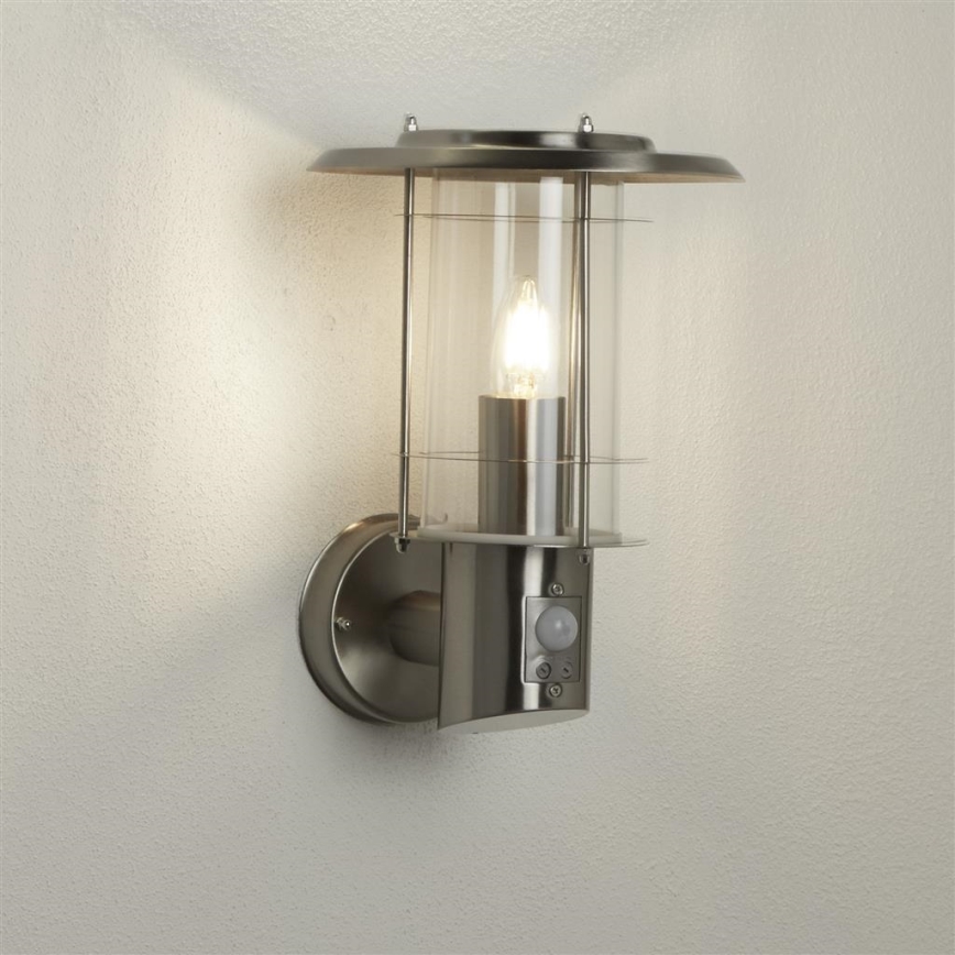Searchlight - Udendørs væglampe med sensor EDGEWARE 1xE27/60W/230V IP44