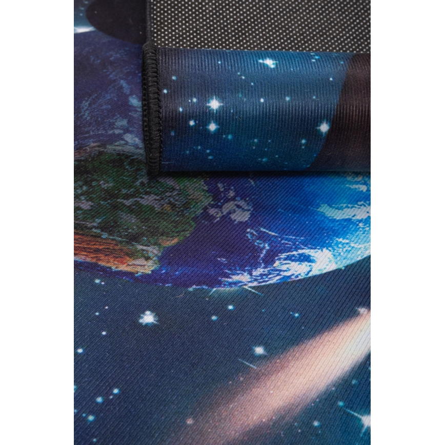 Skridsikkert børnetæppe PRINT 3D 120x160 cm planeter/farverig