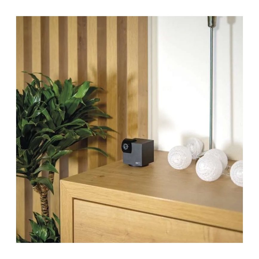 Smart indendørs kamera med bevægelsessensor drejeligt GoSmart 5V Wi-Fi Tuya sort