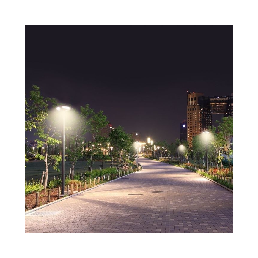 Soldrevet LED gadelampe med sensor LED/10W/3,2V IP65 4000K 15000 mAh + fjernbetjening