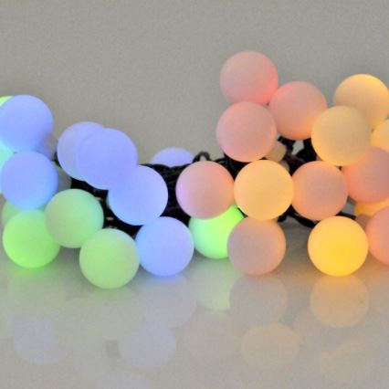 Soldrevet LED lyskæde m. RGB-farver PARTY 30xLED/1,2V 400 mAh 3,9 m IP44