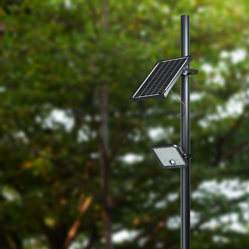 Soldrevet LED projektør med sensor LED/30W/6,4V 4000K + fjernbetjening