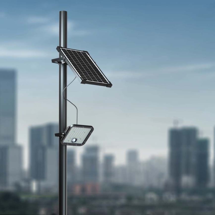 Soldrevet LED projektør med sensor LED/30W/6,4V 4000K + fjernbetjening