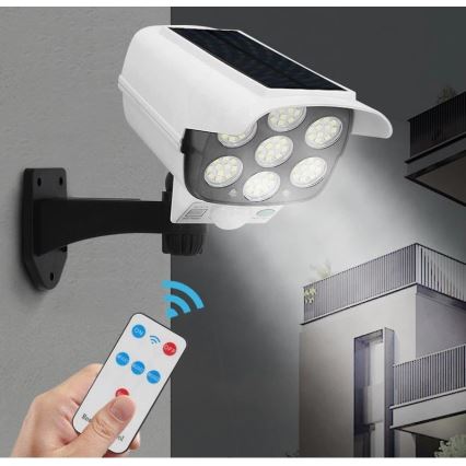 LED Dummy-sikkerhedskamera med sensor soldrevet KAMERA LED/1W/3,7V 1200 mAh IP44 + fjernbetjening