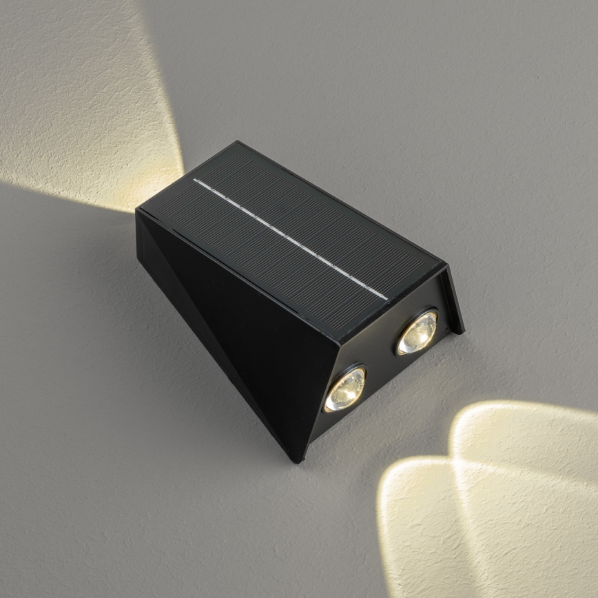 Soldrevet LED væglampe med sensor LED/2W/5V IP54 1300 mAh