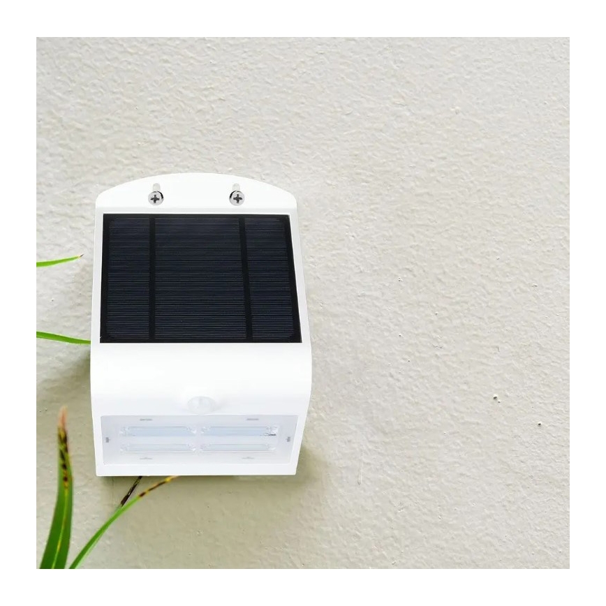 Soldrevet LED væglampe med sensor LED/3W/3,7V 3000/4000K IP65 2000 mAh hvid