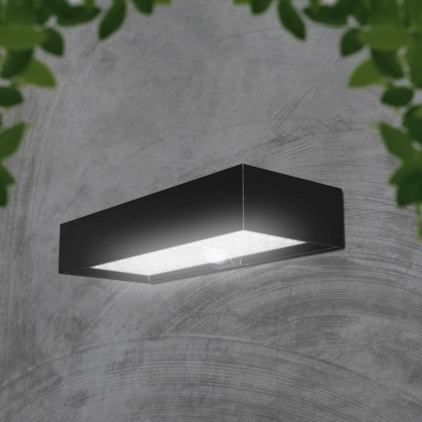 Soldrevet LED væglampe med sensor LED/6W/3,7V IP65 4000K 3000 mAh sort