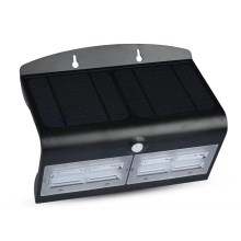 Soldrevet LED væglampe med sensor LED/7W/3,7V 4000K IP65 sort