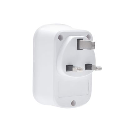 Rejseadapter til UK 230V 2x USB-A + 1x USB-C