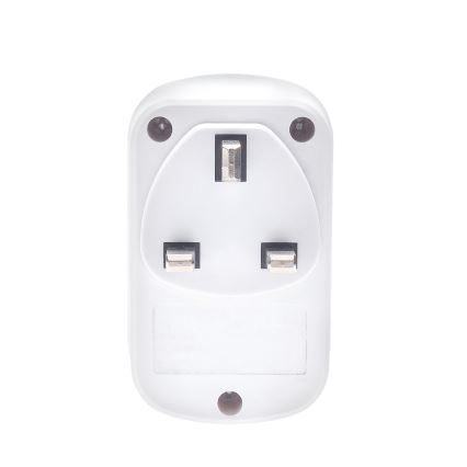 Rejseadapter til UK 230V 2x USB-A + 1x USB-C