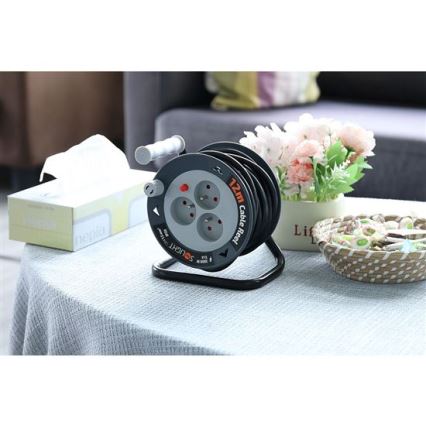 Kabeltromle med forlængerledning – 3 udtag, 12 m