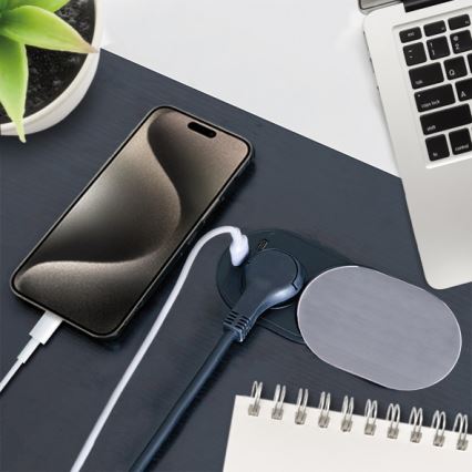 Indbygget socket 1Z + USB A+C