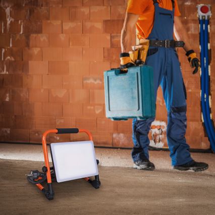 LED-reflektor med stativ LED/100W/230V 4000K IP65