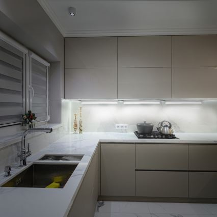 LED-underskabsarmatur LED/4W/230V 4100K 28 cm