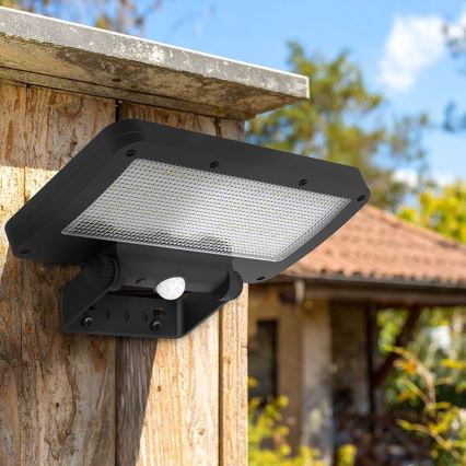 LED solcelleprojektør med sensor LED/5W/3,7V 1500 mAh IP54
