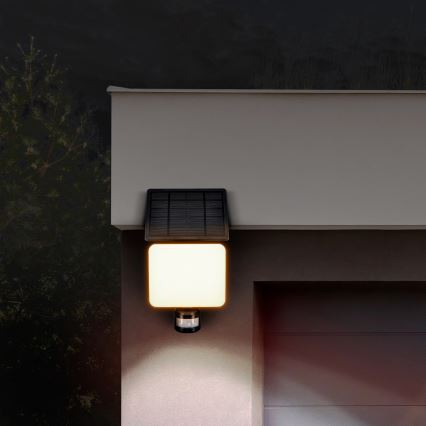 LED Soldrevet projektør med bevægelsessensor LED/11W/3,7V 4400mAh 3000K/4000K/6500K IP54