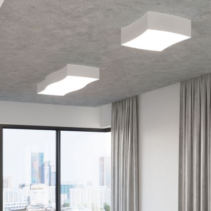 Loftlampe SQUARE 2xE27/60W/230V hvid